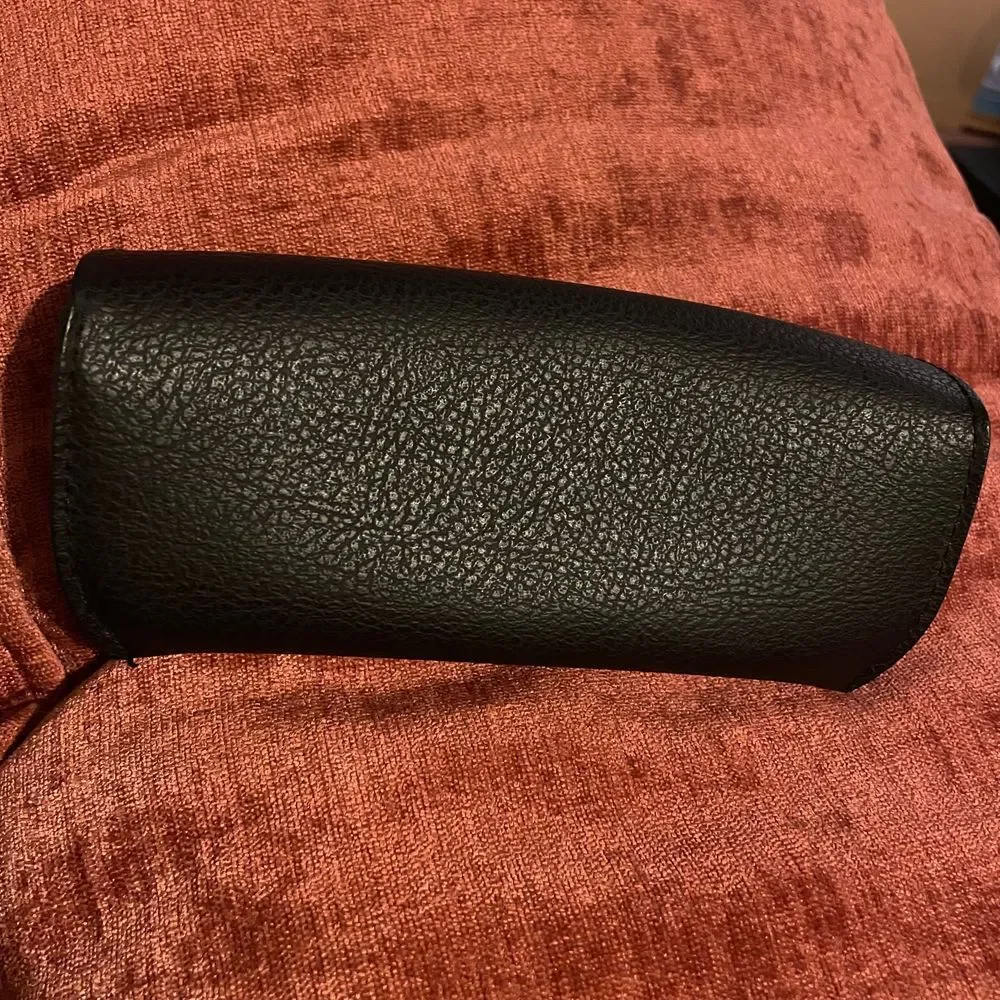 Ray-Ban aviator‎ black snap case